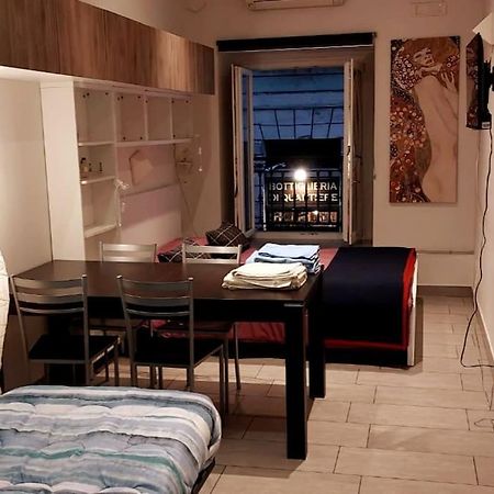 Apartamento Casa Lanzieri Nápoles Exterior foto