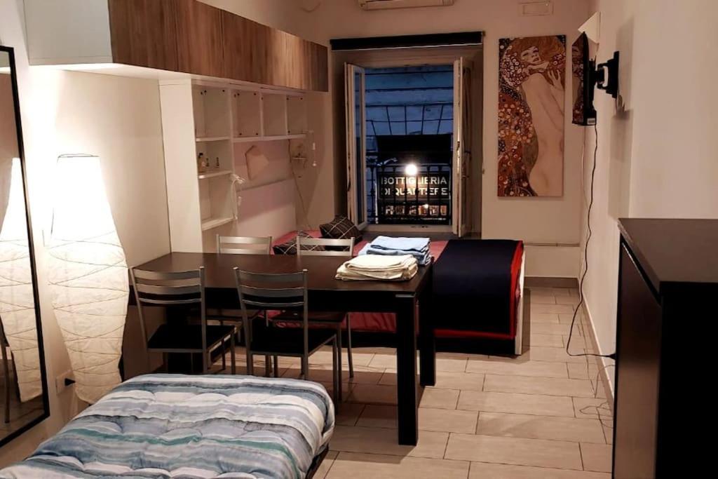 Apartamento Casa Lanzieri Nápoles Exterior foto